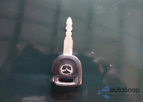 2004 Mazda Mx-5 Miata Cloth из США, поврежденный, VIN JM1NB353040407777